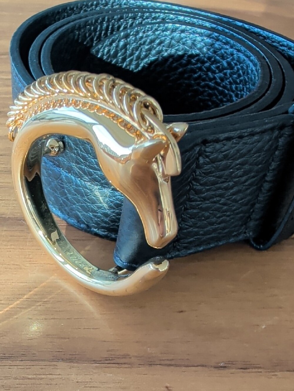 Chloe Black Leather Belt with Gold Horse Buckle - Picture 2 of 6